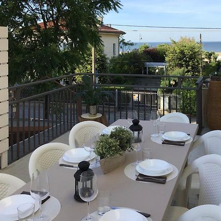 Stella Di Mare Apartment Rimini Ngoại thất bức ảnh