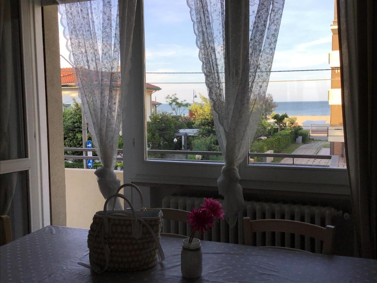Stella Di Mare Apartment Rimini Ngoại thất bức ảnh