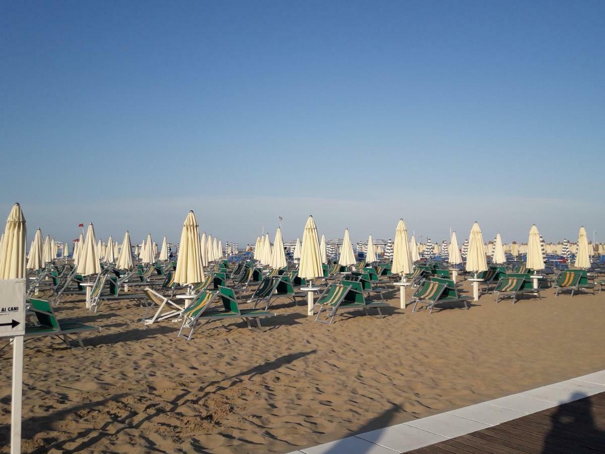 Stella Di Mare Apartment Rimini Ngoại thất bức ảnh